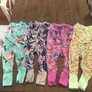 Size 1 bonds wondersuits lot.